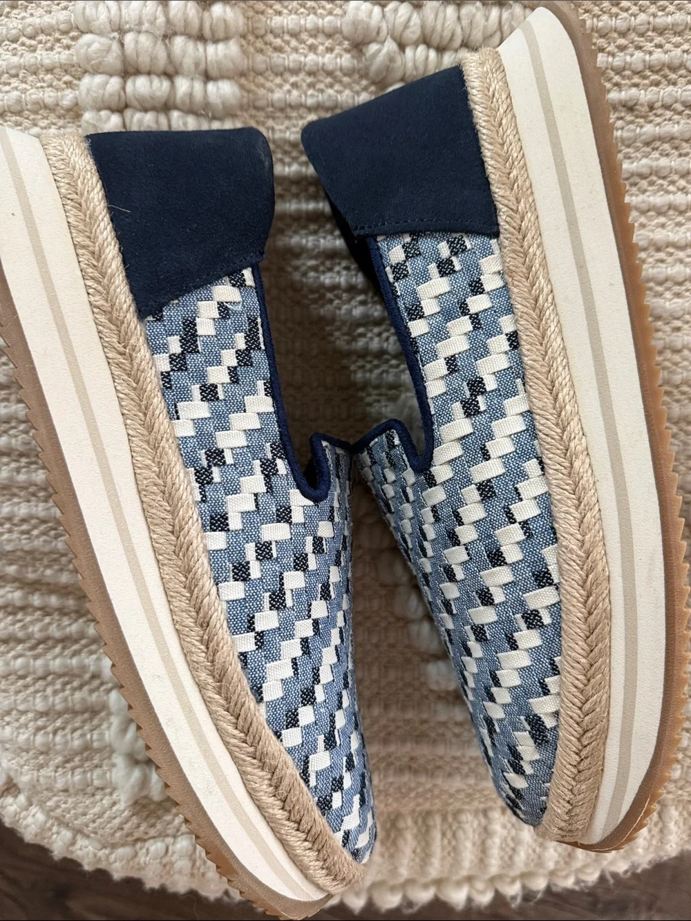 TOMS Blue Navy White Woven Textured Platform Slip-On Mules Espadrilles 9